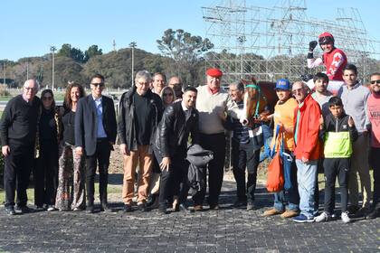 Una Arrabalera logró la hazaña de imponerse en las dos Pollas; a la platense le sumó la de Palermo, de Grupo 1
