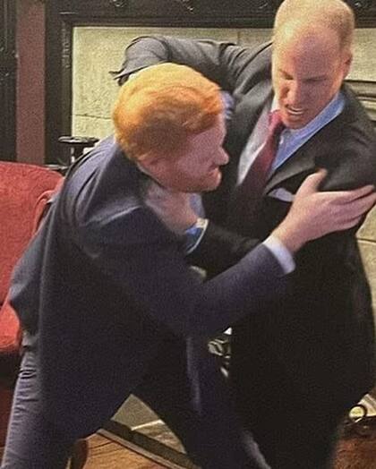 Una artista recreó la pelea entre Harry y William (Foto: Instagram @alisonjacksonartist)