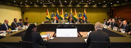 Una audiencia de la comisión mixta Venezuela-Guyana en 2024