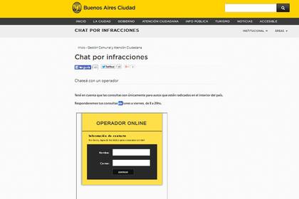 Una ayuda en línea con el chat por infracciones