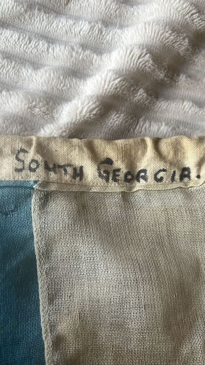Una bandera capturada por un Royal Marine el 25 de abril de 1982 en las Georgias del Sur y que está en el Museo de Armas de la Nación