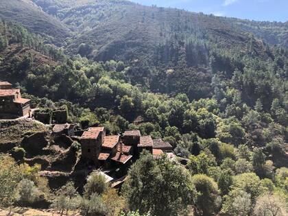 Una bella vista en el pueblo Cerdeira.