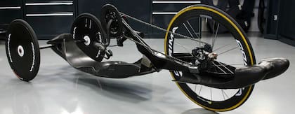 Una bicicleta manual para discapacitados obra de los ingenieros de Williams