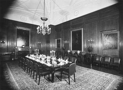 Una bomba destruyó la cocina y parte de algunas habitaciones durante la Segunda Guerra Mundial mientras Churchill estaba desayunando