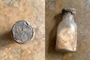 Una botella estaba en escondida en las paredes de su casa y pidió ayuda en Facebook