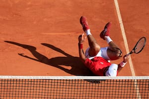 Djokovic marcó un récord en Masters 1000 sin jugar bien y tras nueve años de faltar a las semifinales en Montecarlo