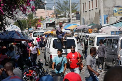 Una calle del centro de Puerto Príncipe  
