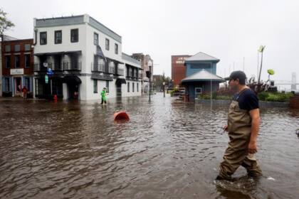 Una calle inundada tras el paso del huracán Florence, en Wilmington, Carolina del Norte, EE.UU.