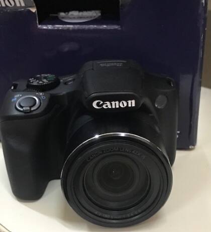 Una cámara Canon Power Shot que estuvo en el catálogo de la subasta del Banco Ciudad a un piso de $1807,51