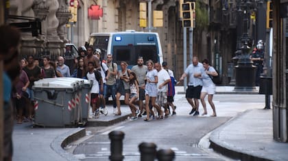 Una camioneta atropello varias personas en Barcelona