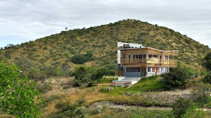 Una casa edificada con técnicas de bioconstrucción en La Serranita, Córdoba