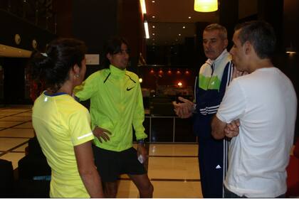 Una charla en el lobby del hotel con LNCorre