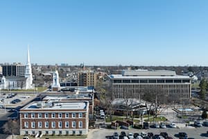 Una ciudad del condado de Nassau lidera el riesgo de detención para migrantes en Nueva York