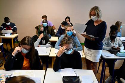 Una clase en Rennes con medidas preventivas por el coronavirus