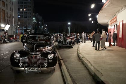 Una colección de autos antiguos en Parque Patricios, para viajar en el tiempo hacia enero de 1944