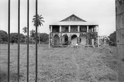 Una colonia penal francesa en Guayana Francesa, donde se condenaba a personas al trabajo forzado, que fue cerrada en 1942