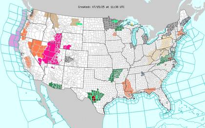 Una cúpula de aire caliente afectará desde Georgia hasta Nueva York, con temperaturas superiores a 90 °F (32 °C) y sensaciones térmicas más altas, lo que aumenta el riesgo de golpes de calor, especialmente para personas sin acceso a aire acondicionado