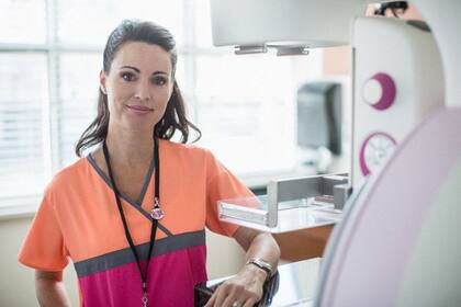 Una de cada ocho mujeres está en riesgo de padecer cáncer de mama a lo largo de su