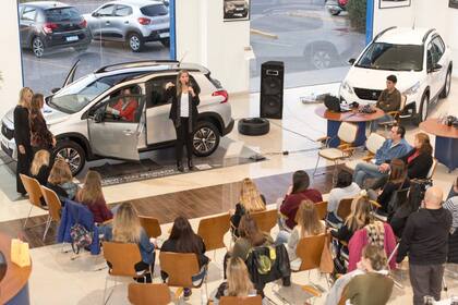 Una de las acciones realizadas por el Grupo PSA en el marco del programa Women By Peugeot