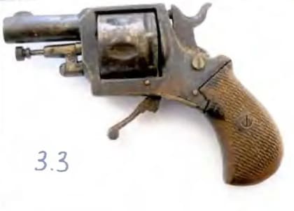 Una de las armas que la Policía de Alemania halló en la fábrica abandonada de Christian Brueckner