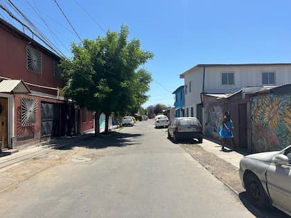 Una de las calles de Lo Espejo, uno de los barrios más inseguros de Santiago