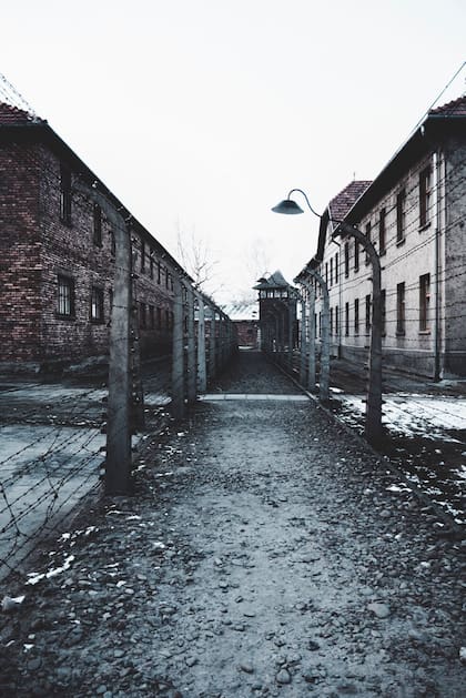 Una de las calles internas de Auschwitz