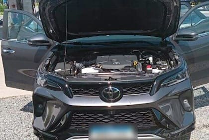 Una de las camionetas robadas