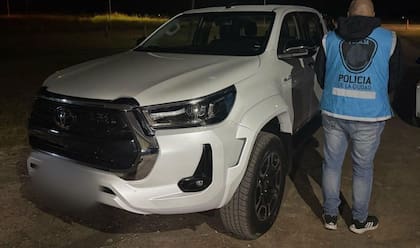 Una de las camionetas recuperadas por la Policía de la Ciudad