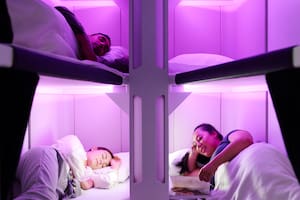 Por primera vez, una aerolínea ofrecerá camas para los pasajeros de clase económica