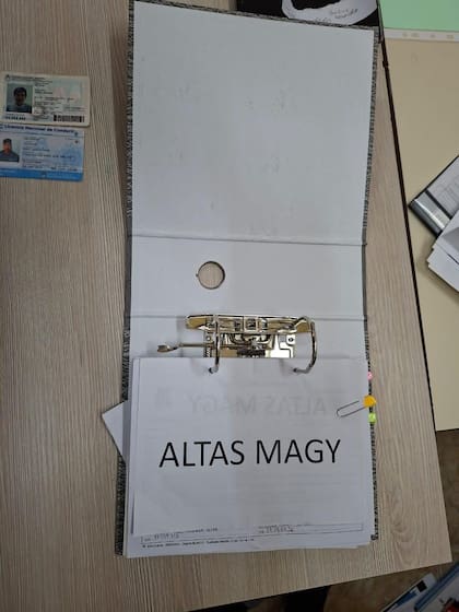 Una de las carpetas secuestradas