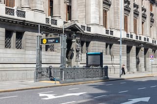 Otra estación en una zona de alta afluencia cierra durante tres meses por obras de renovación