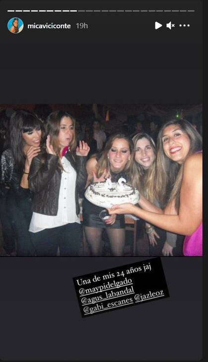 Una de las fotografías retro que compartió la ex Combate. Esta es de su cumpleaños número 24