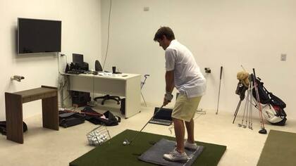 Una de las gateras de la academia