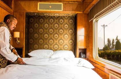 Una de las habitaciones del Blue Train que recorre Sudáfrica.