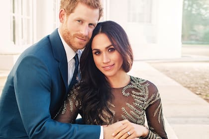 La foto con la que se anunció el compromiso de Meghan Markle con el príncipe Harry