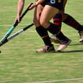 La madre de una de las jugadoras de hockey acusadas de abuso negó los hechos y dio detalles del “bautismo”