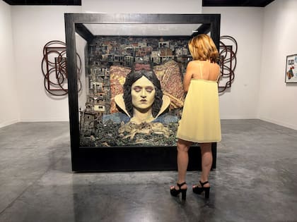 Una de las obras de Mondongo que ofrece Barro