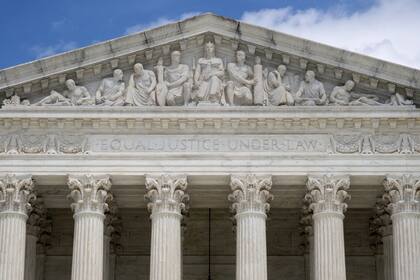 Una de las obras más famosas de Robert Aitken es el Frontón Oeste del edificio de la Corte Suprema de Estados Unidos (Stefani Reynolds/Bloomberg)