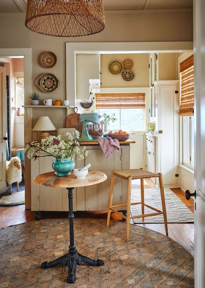 Una de las opciones más convenientes a la hora de remodelar la cocina es cambiar el color de las paredes