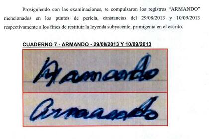 Una de las pericias a las que sometieron a los cuadernos
