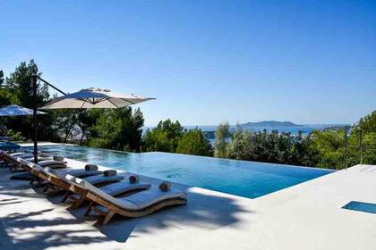 Una de las piscinas de la casa elegida por Icardi y Nara para descansar