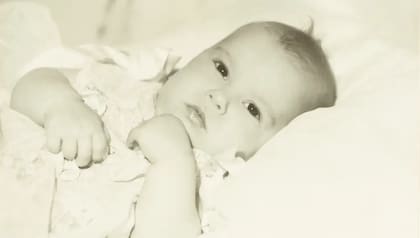 Una de las primeras fotografías de María Teresa de Luxemburgo, parte de la Colección privada de fotos familiares de su Alteza Real la Gran Duquesa María Teresa .