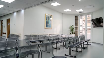 Una de las salas de espera del sanatorio