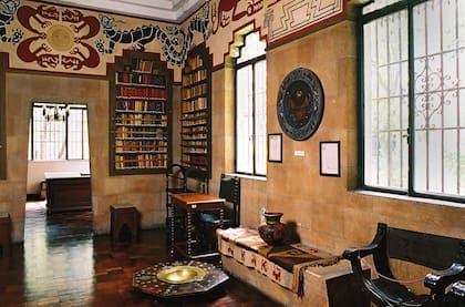 Una de las salas de la casa donde confluyen señales de la tradición europea e indígena y ponen de manifesto el pensamiento de Ricardo Rojas.