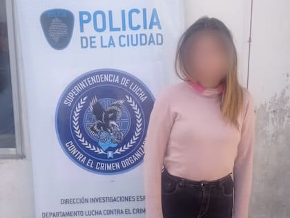Una de las sospechosas detenidas