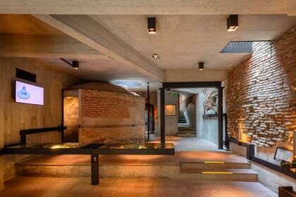 Una de las tres cisternas de la casona. La familia tenía tres tortugas marinas viviendo en cada una, para oxigenar y purificar el agua que utilizaban para cocinar y bañarse