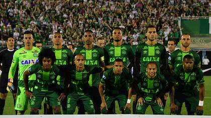 Una de las últimas imágenes: el equipo de Chapecoense antes de jugar contra San Lorenzo