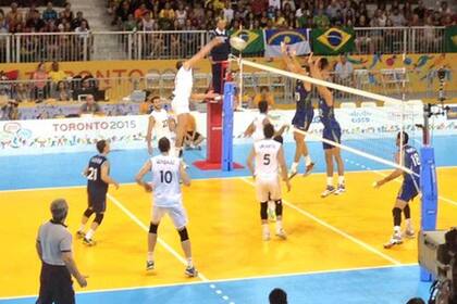 Una dura derrota en voleibol ante Brasil