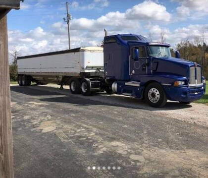 Una empresa ofrece trabajo a transportistas hispanohablantes