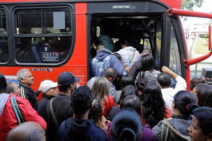 Una escena de caos en el tránsito paulista